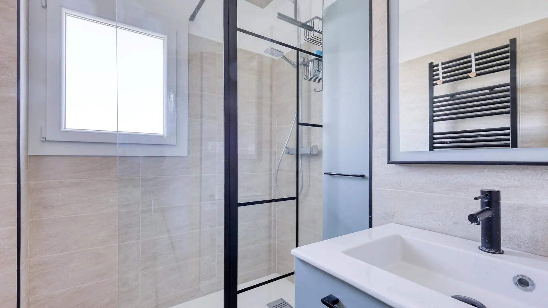 Cantourleja - Apt Climatise 300M De La Plage Six-Fours-les-Plages Apartment